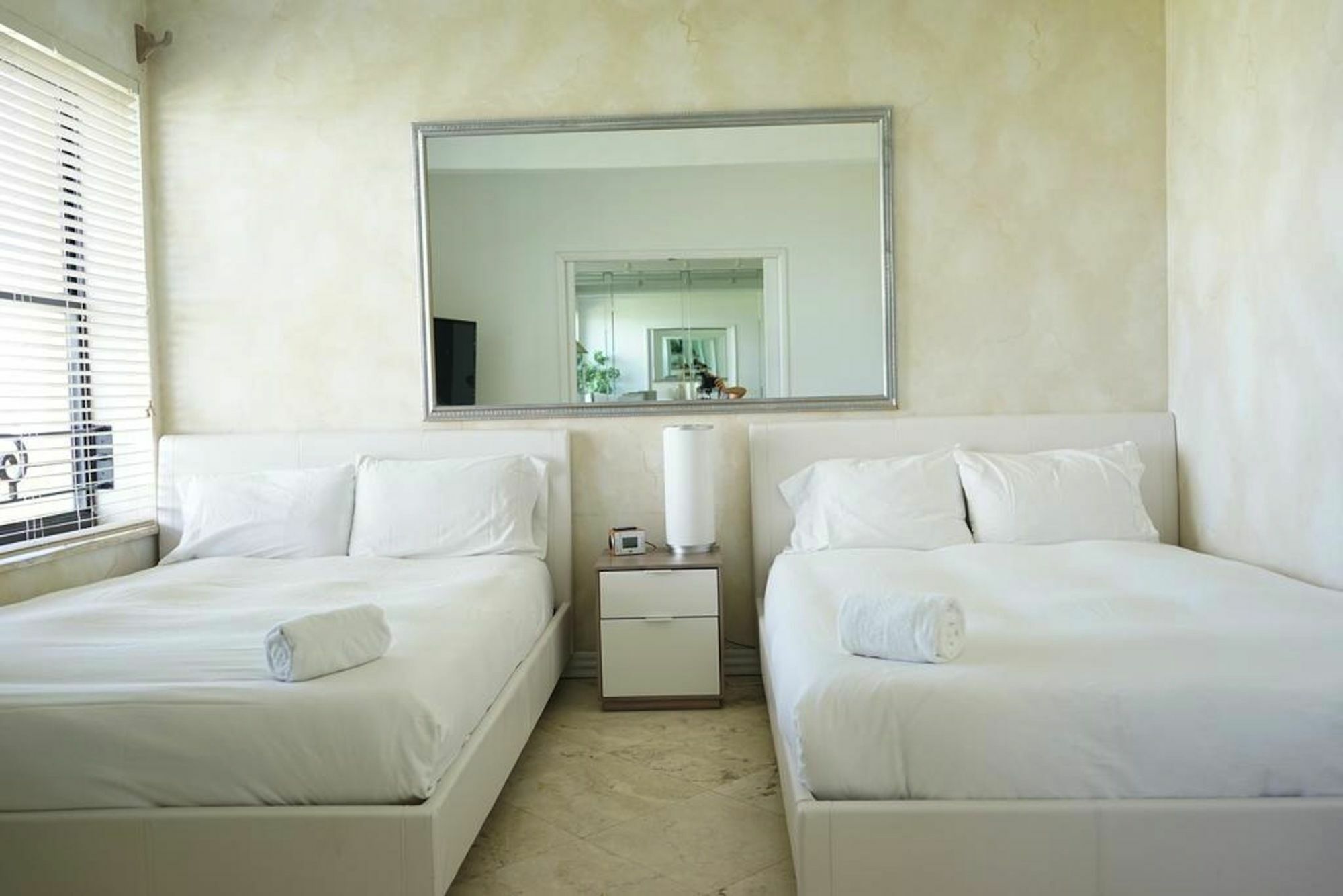 Amazing Two Bedroom Apartments Ocean View- Miami Beach Kültér fotó